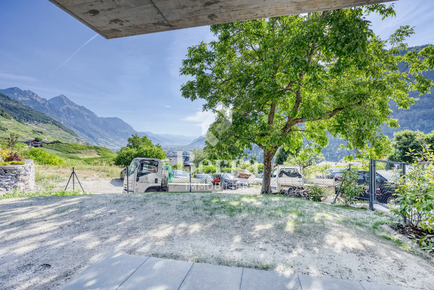 Bel appartement neuf de 4,5 pièces - Photo 2 sur 19