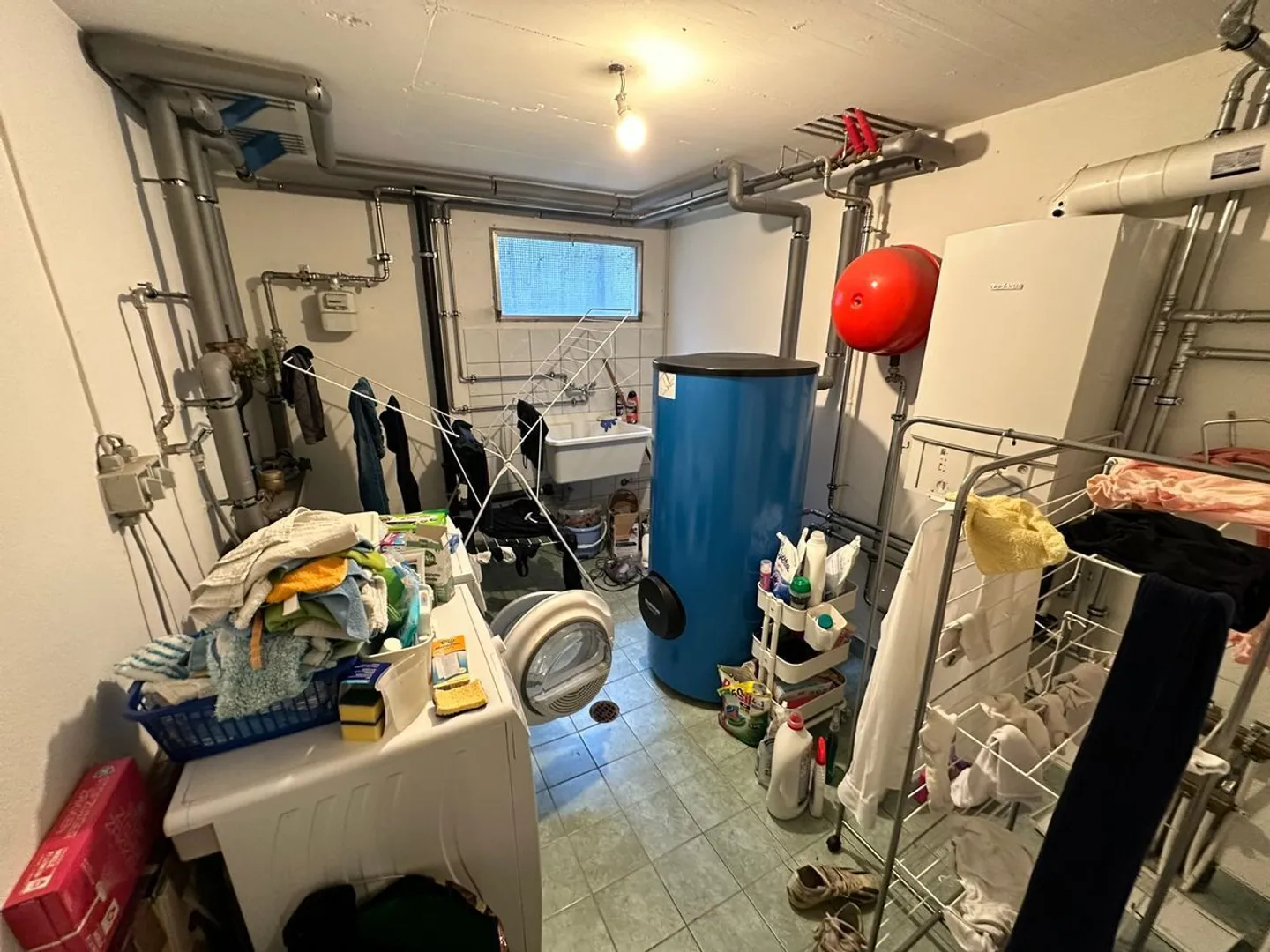 Charmante villa jumelée de 7 pièces à Vessy - Environnement paisible et résidentiel - Photo 11 sur 13