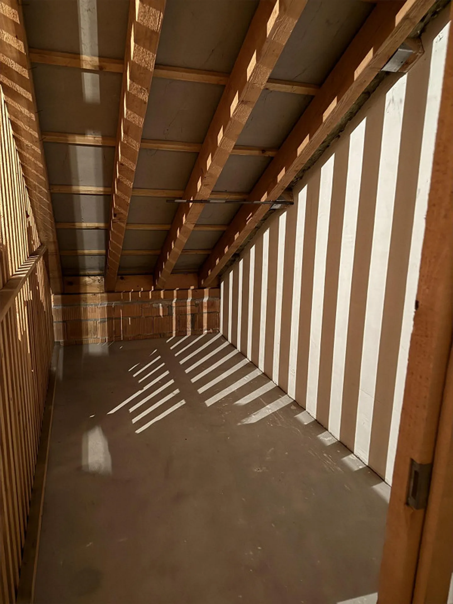 Appartement 4,5 pièces avec nouvelles salles de bains et cuisine 107 m2 - Photo 14 sur 20