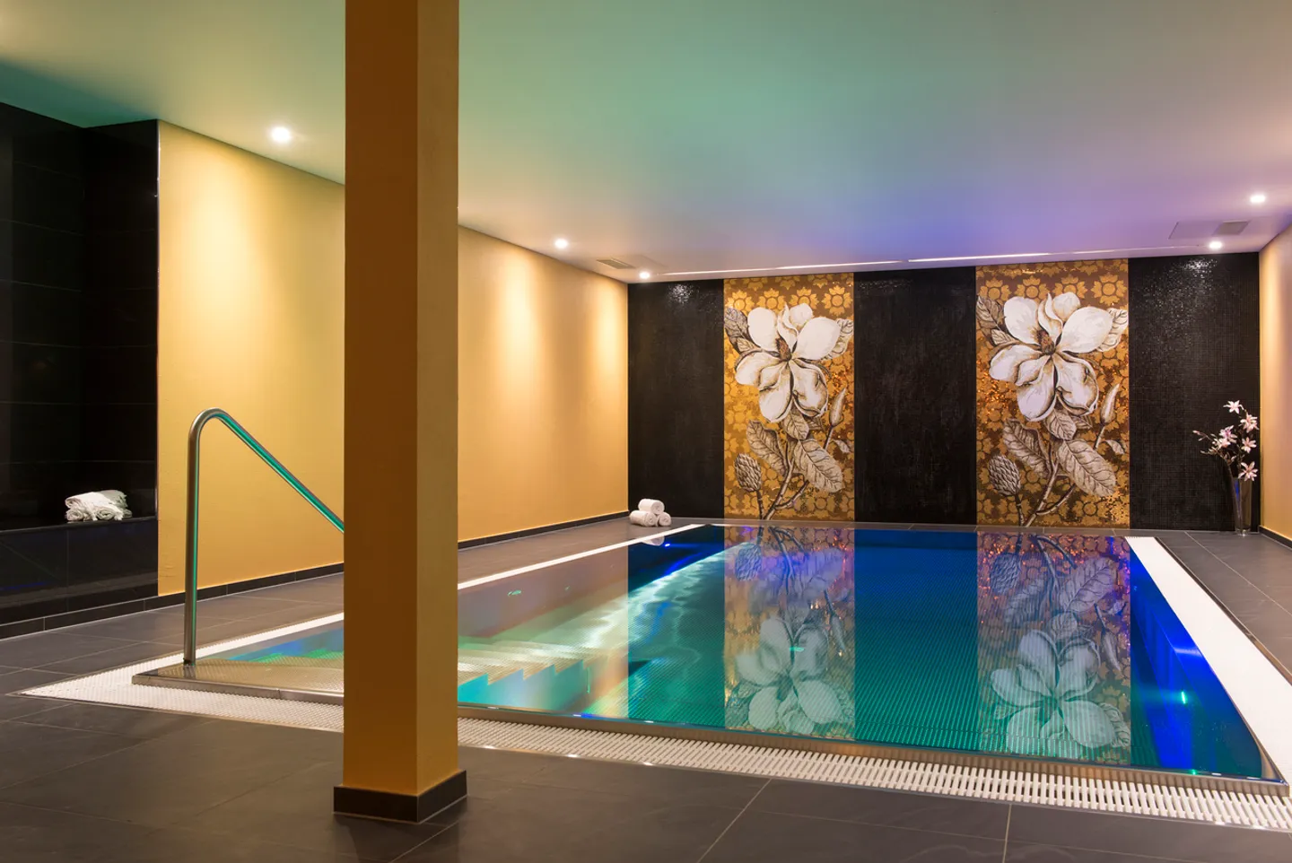 Chalet lussuoso con 4 appartamenti e piscina - Foto 18 di 18