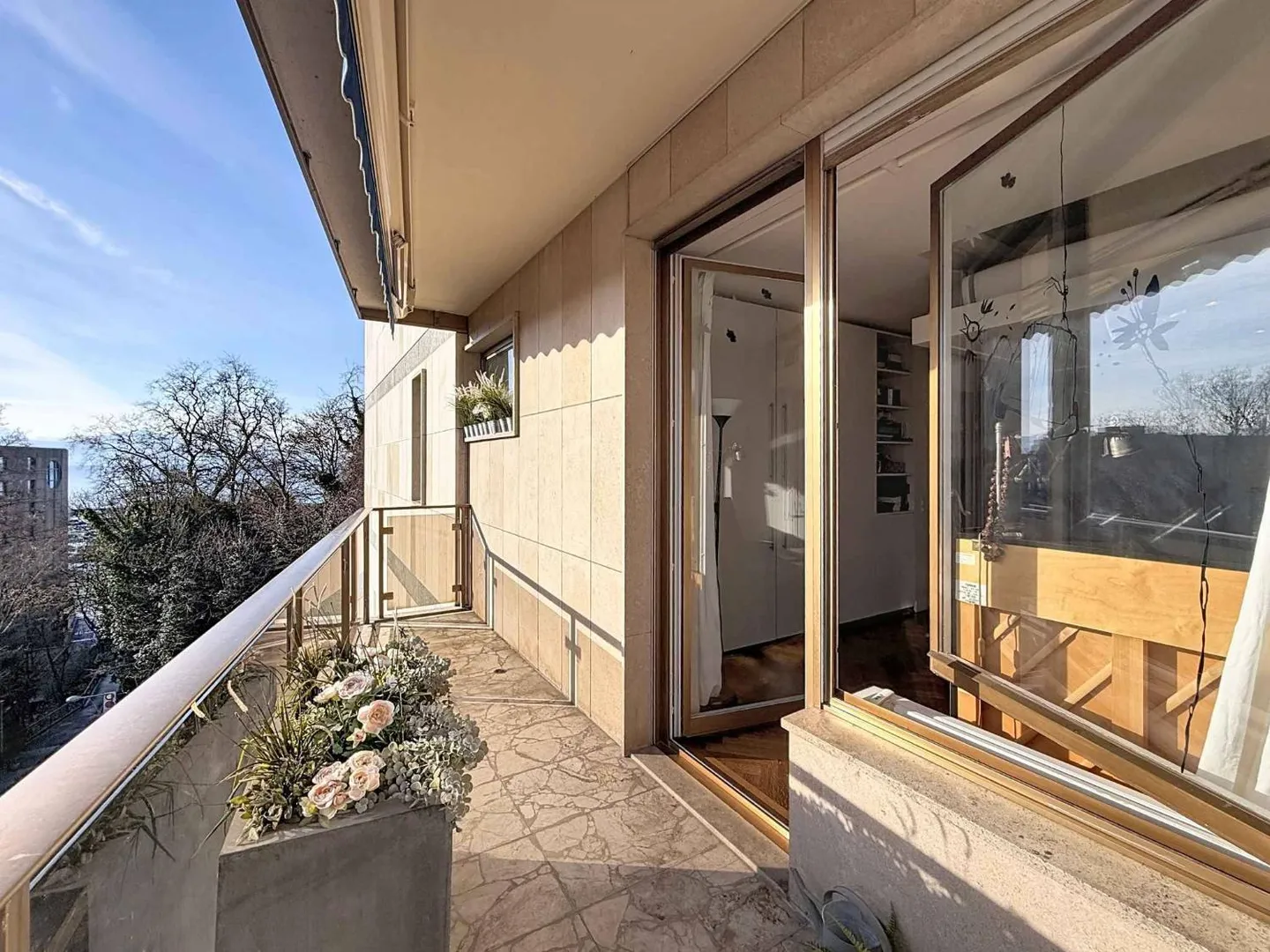 In the heart of Ouchy, 7-room apartment with lake view - Photo 10 of 12