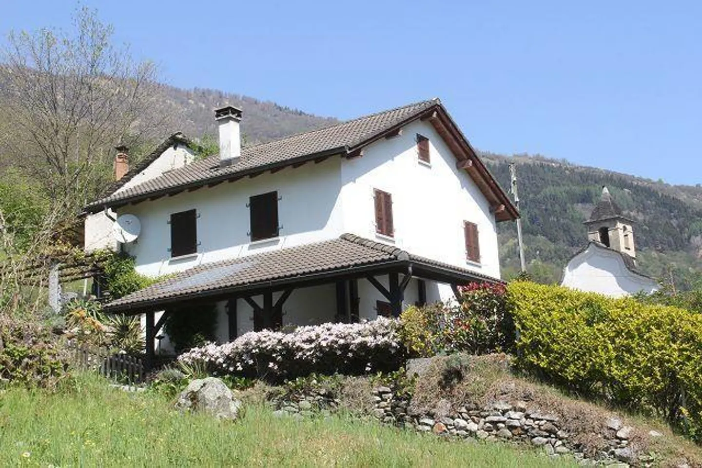 casa di 5 1/2 locali con giardino molto soleggiata con bella vista - Foto 23 di 31