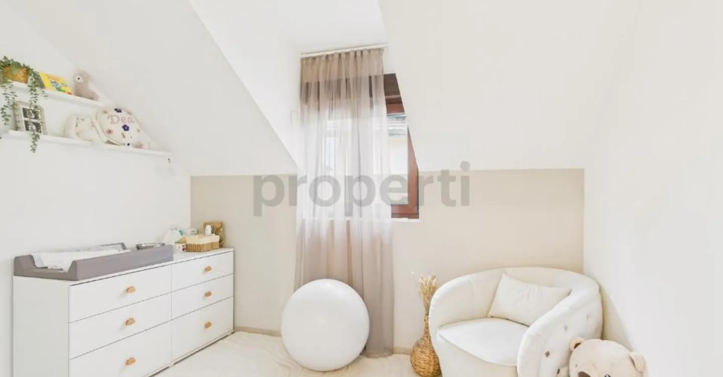 Jolie maison mitoyenne moderne de 4.5 pièces au coeur de St-Aubin - Photo 5 of 9