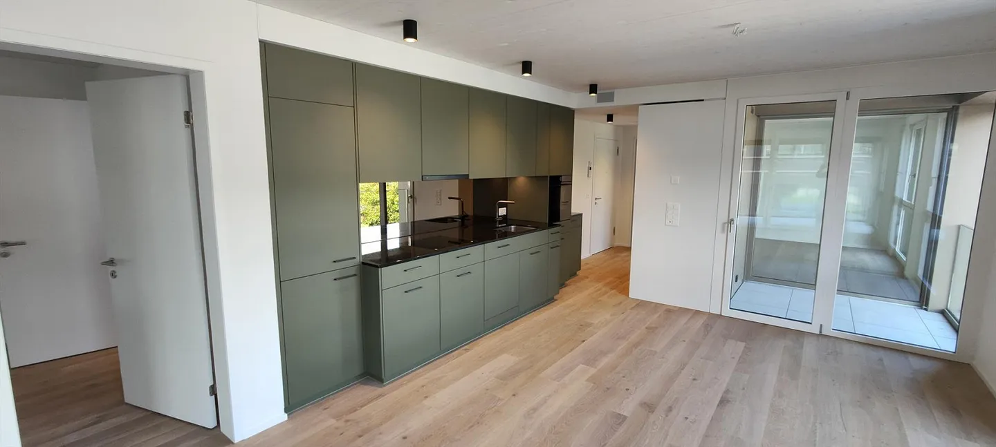 Modern and forward-looking living quality in an excellent location - Photo 3 of 4