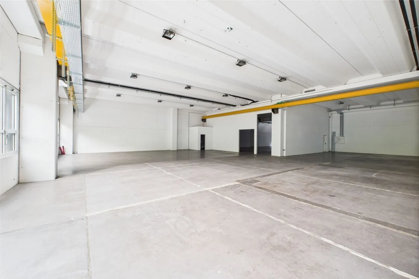 For Sale: Spacious Commercial Space in the Center CAST-CASTIONE - Photo 11 of 13