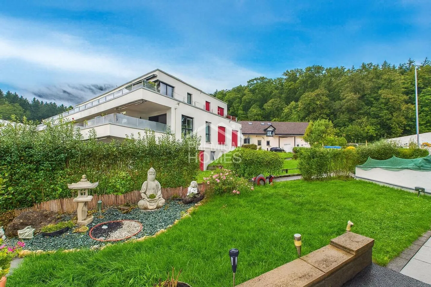 Propriété neuve avec aménagement de haute qualité - Photo 1 sur 11
