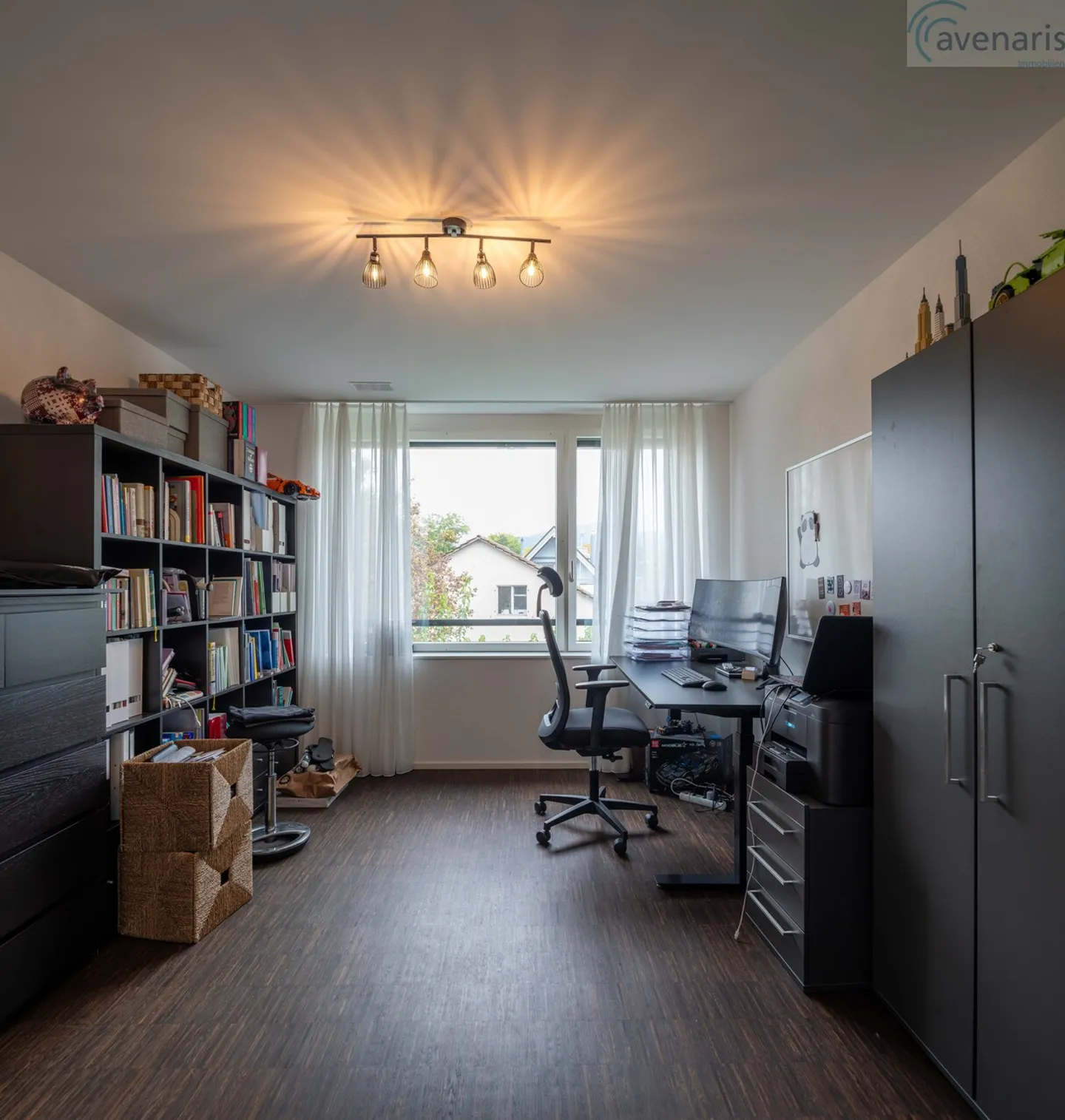 Exclusive 4.5-room apartment with high-quality furnishings - Photo 6 of 9