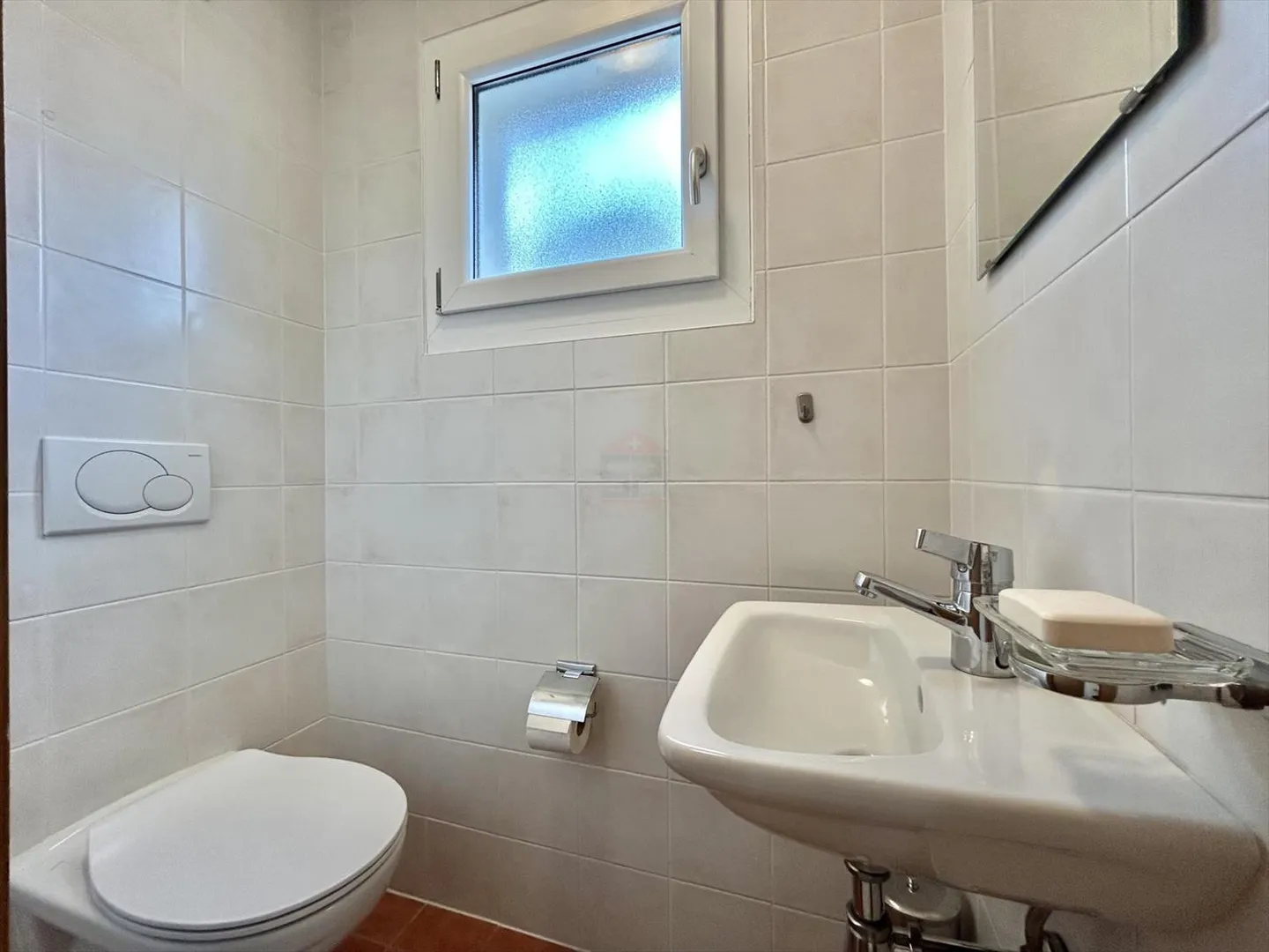 Magnifica casa con giardino - Foto 9 di 13