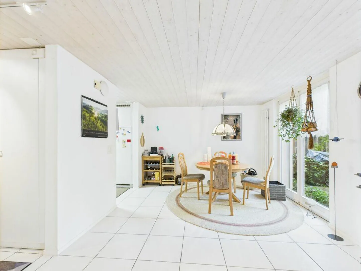 Family-friendly terraced house with sunny garden - Photo 5 of 19