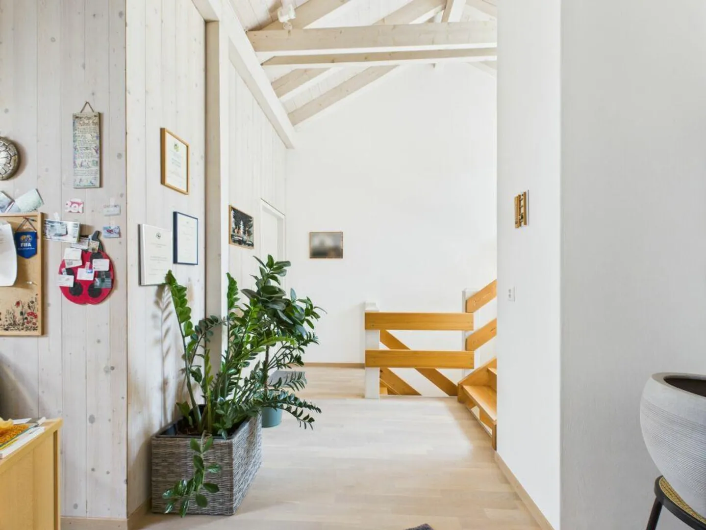Family-friendly terraced house with sunny garden - Photo 11 of 19