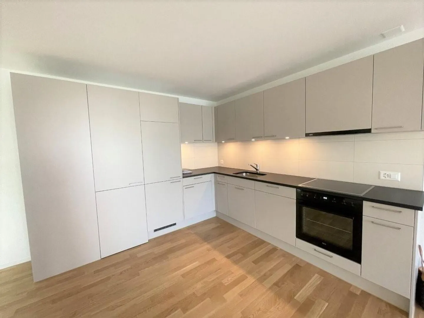 Altersgerechte und moderne 2.5 Zimmer Wohnung - Foto 3 von 10