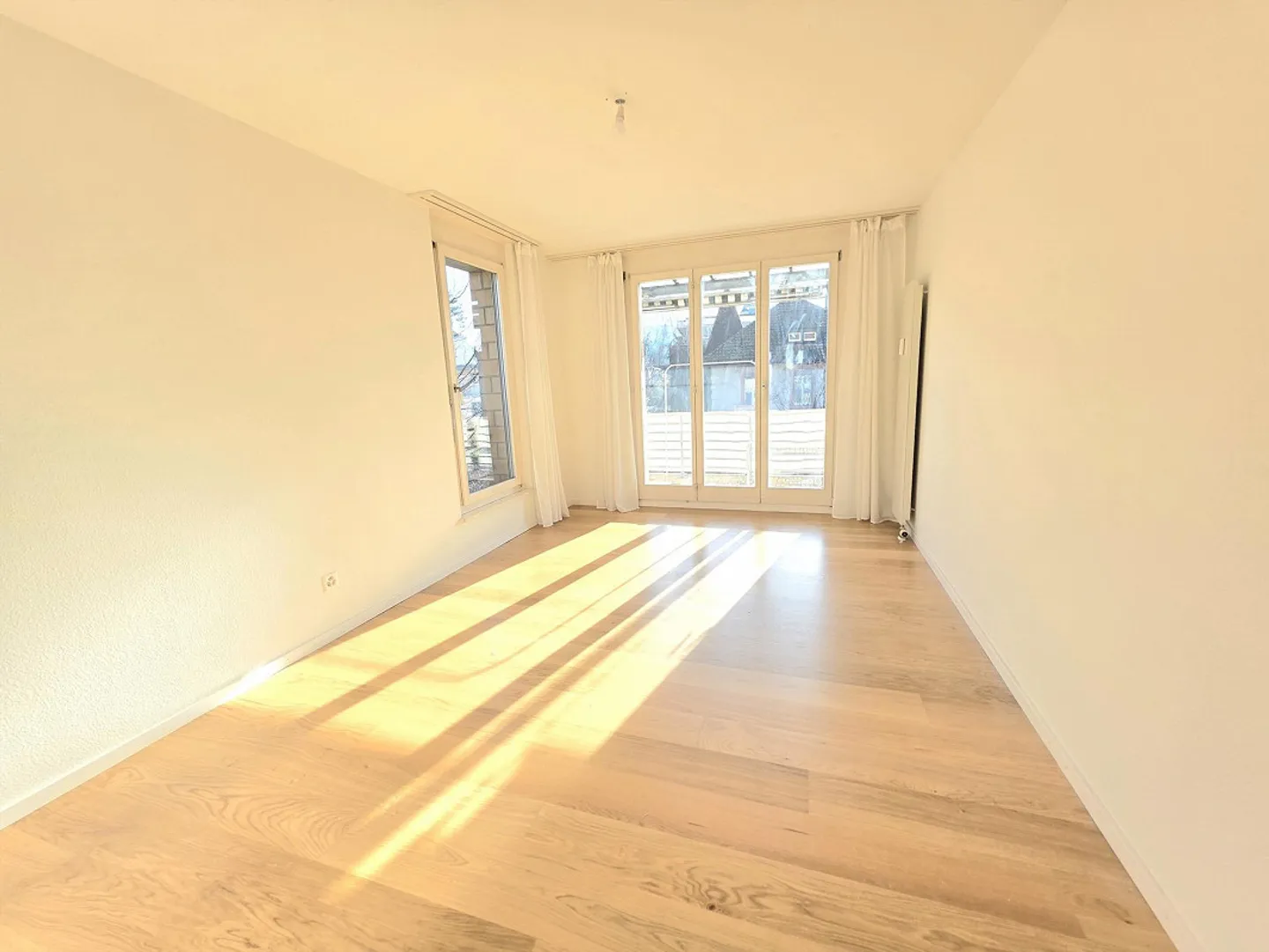 3.5 Room Apartment - Photo 3 of 7