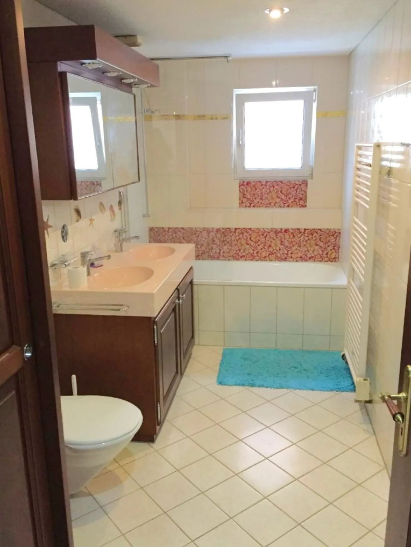 Furnished 2 1/2 room apartment in the heart of Wil for rent - Photo 2 of 6