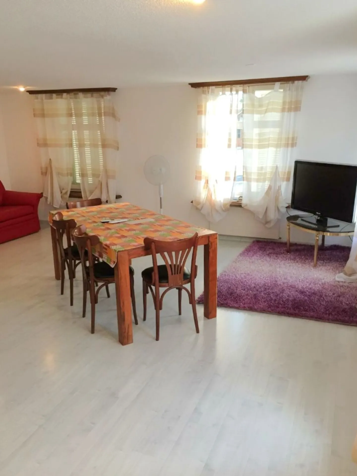 Furnished 2 1/2 room apartment in the heart of Wil for rent - Photo 3 of 6