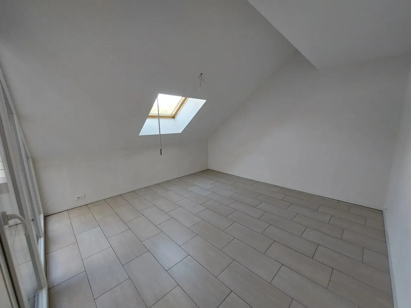 Appartamento 3.5 camere affascinante - Foto 3 di 6