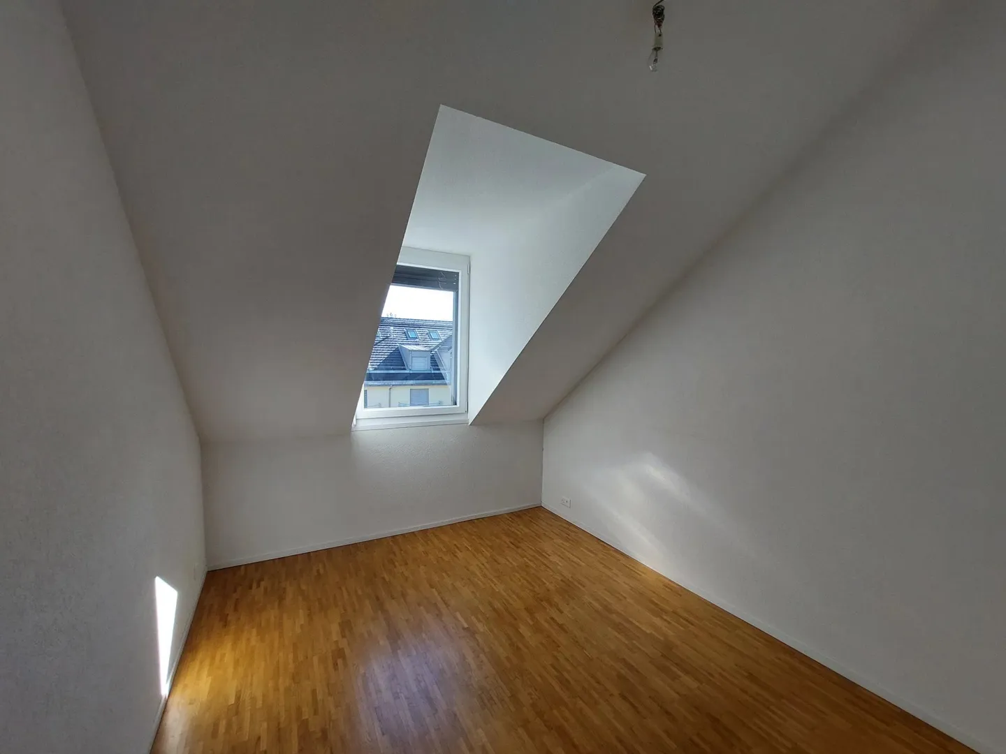 Appartamento 3.5 camere affascinante - Foto 4 di 6