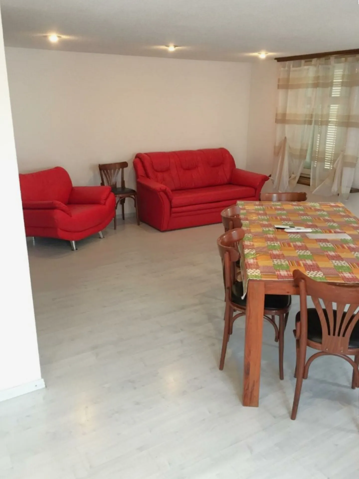 Furnished 2 1/2 room apartment in the heart of Wil for rent - Photo 4 of 6