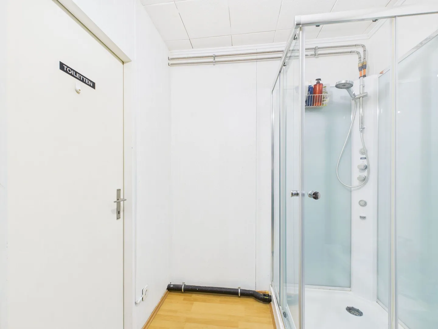 Bureau bien entretenu sur deux étages à Feldbergstrasse - Photo 5 sur 7