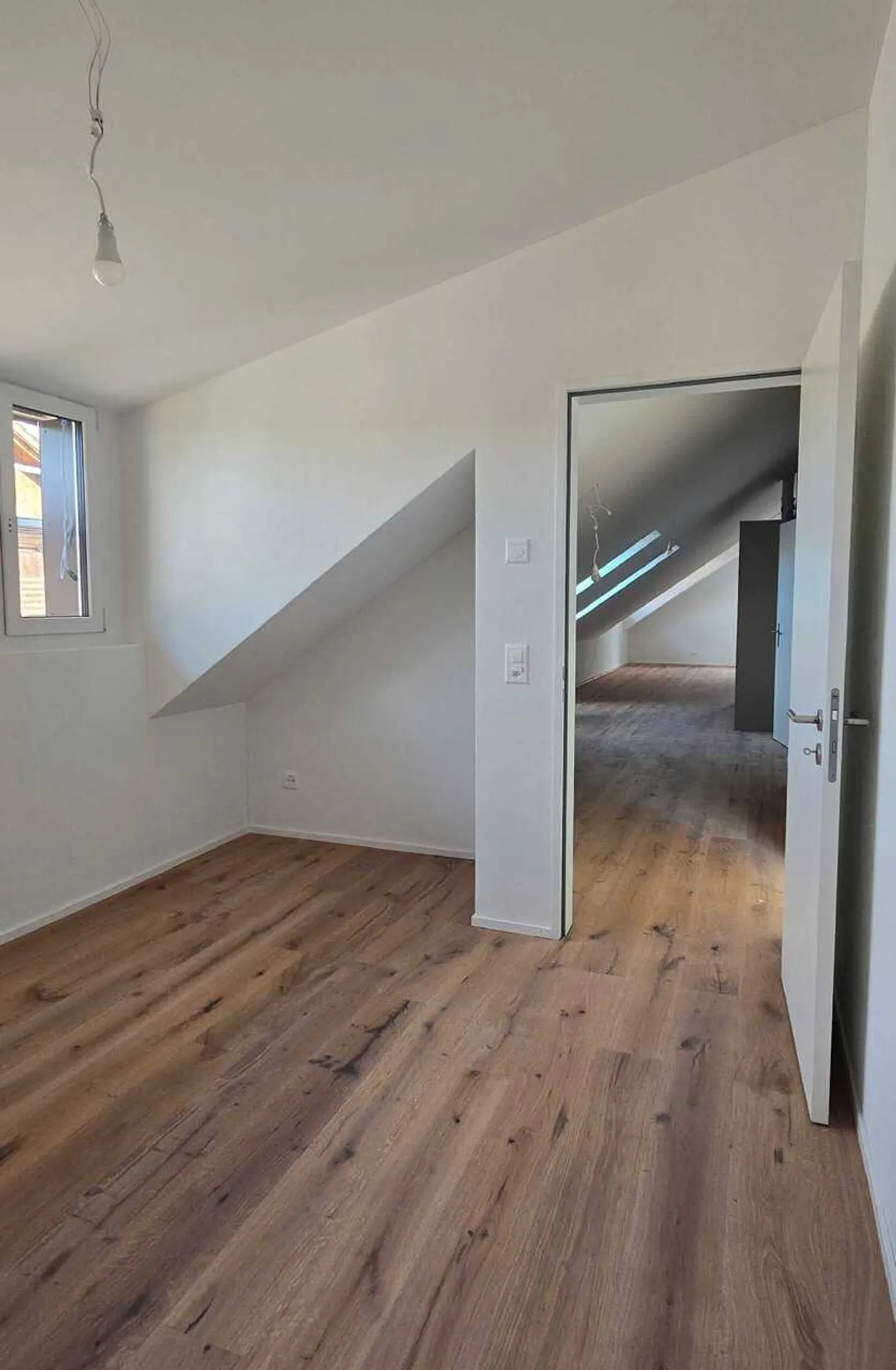 Sunny 3.5-room penthouse apartment for sale in Mettmenstetten - Photo 8 of 13