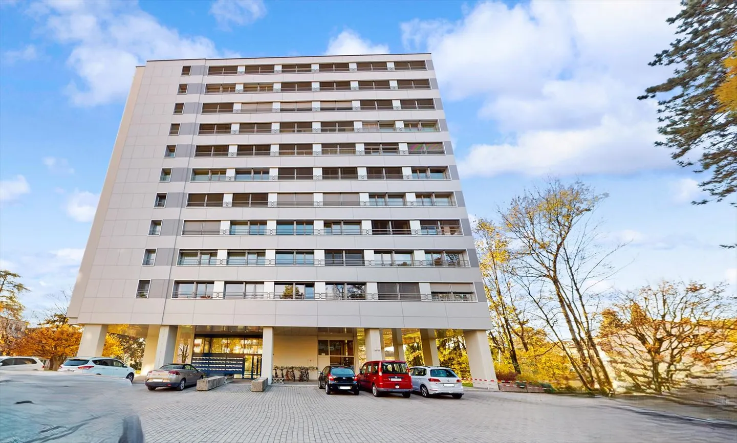 Appartement à louer - Photo 2 sur 2