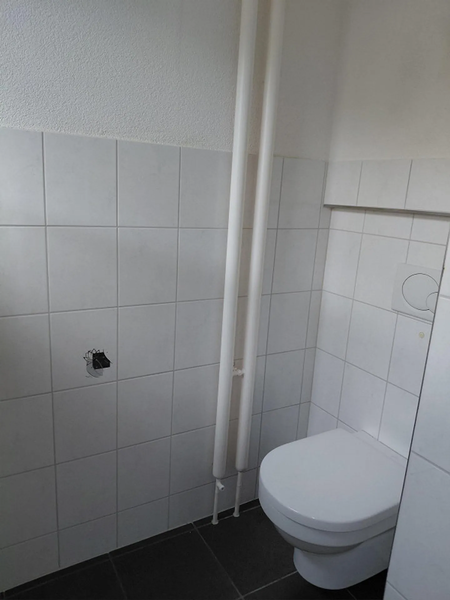 Casa bifamiliare con giardino - Foto 9 di 18