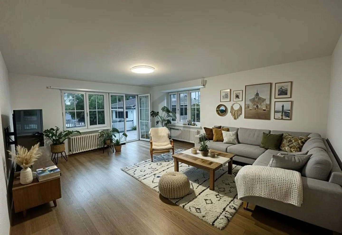 Modern Duplex with Garden - Photo 1 of 6