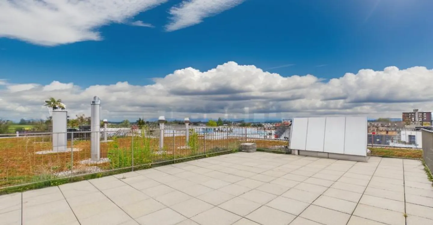 WEITBLICK MIT MODERNEM AUSBAU - Photo 9 sur 11