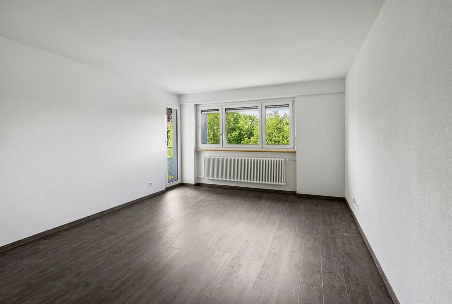 Superbe appartement de 4 pièces avec balcon - Photo 10 sur 11