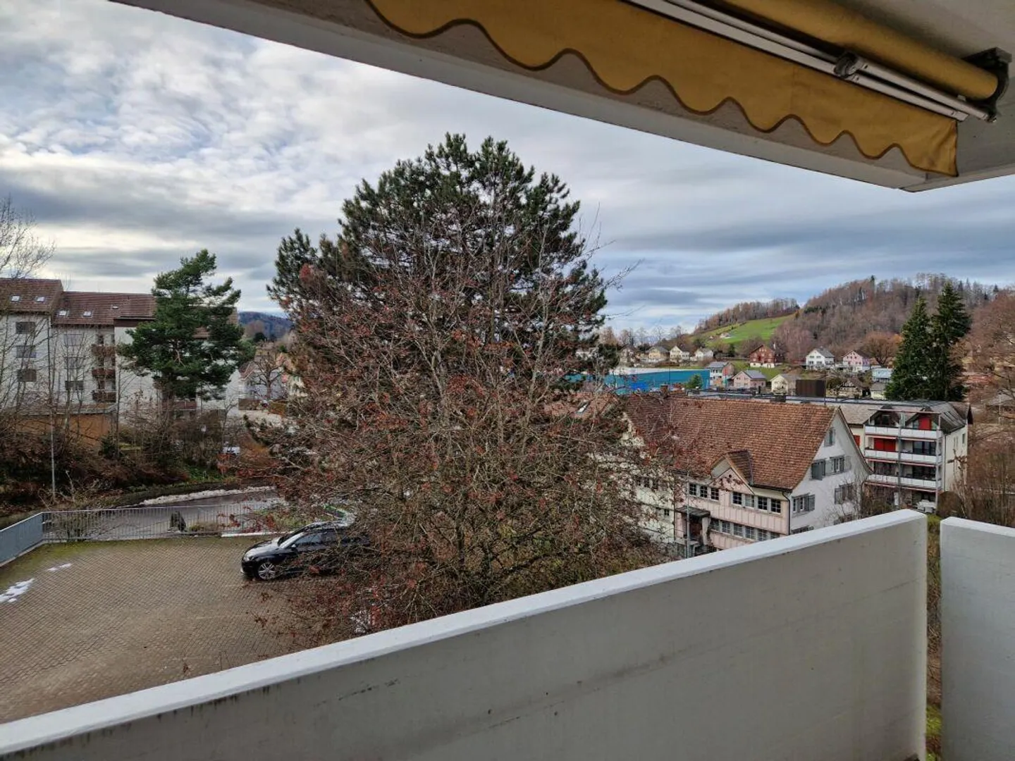 Appartement Charmant dans la Verdure - Photo 2 sur 8