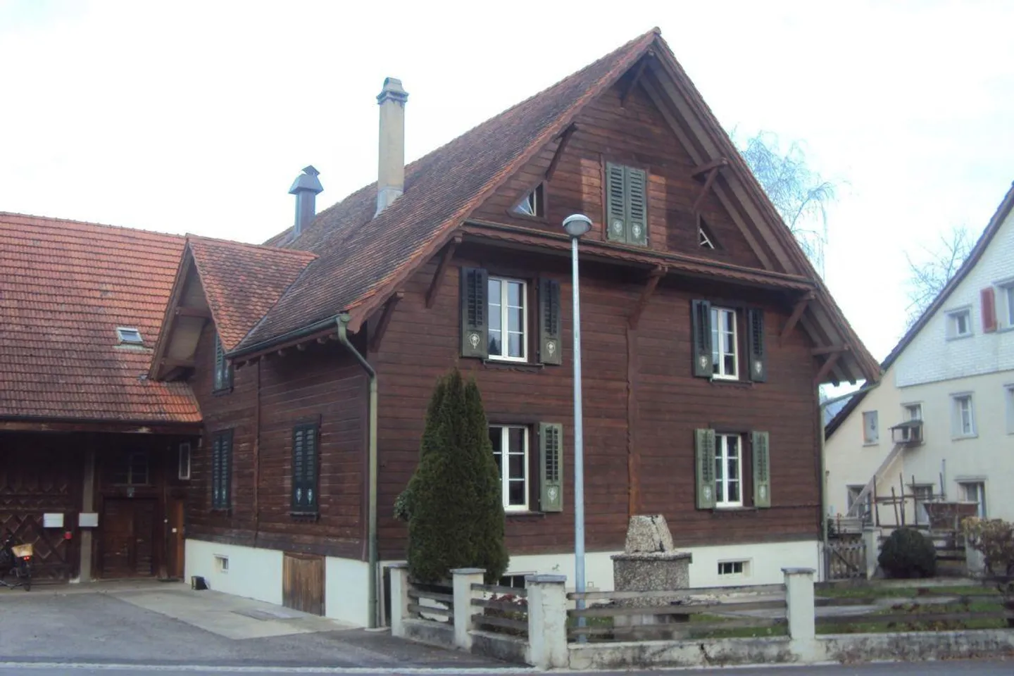Maison individuelle de 9 pièces - Photo 1 sur 3