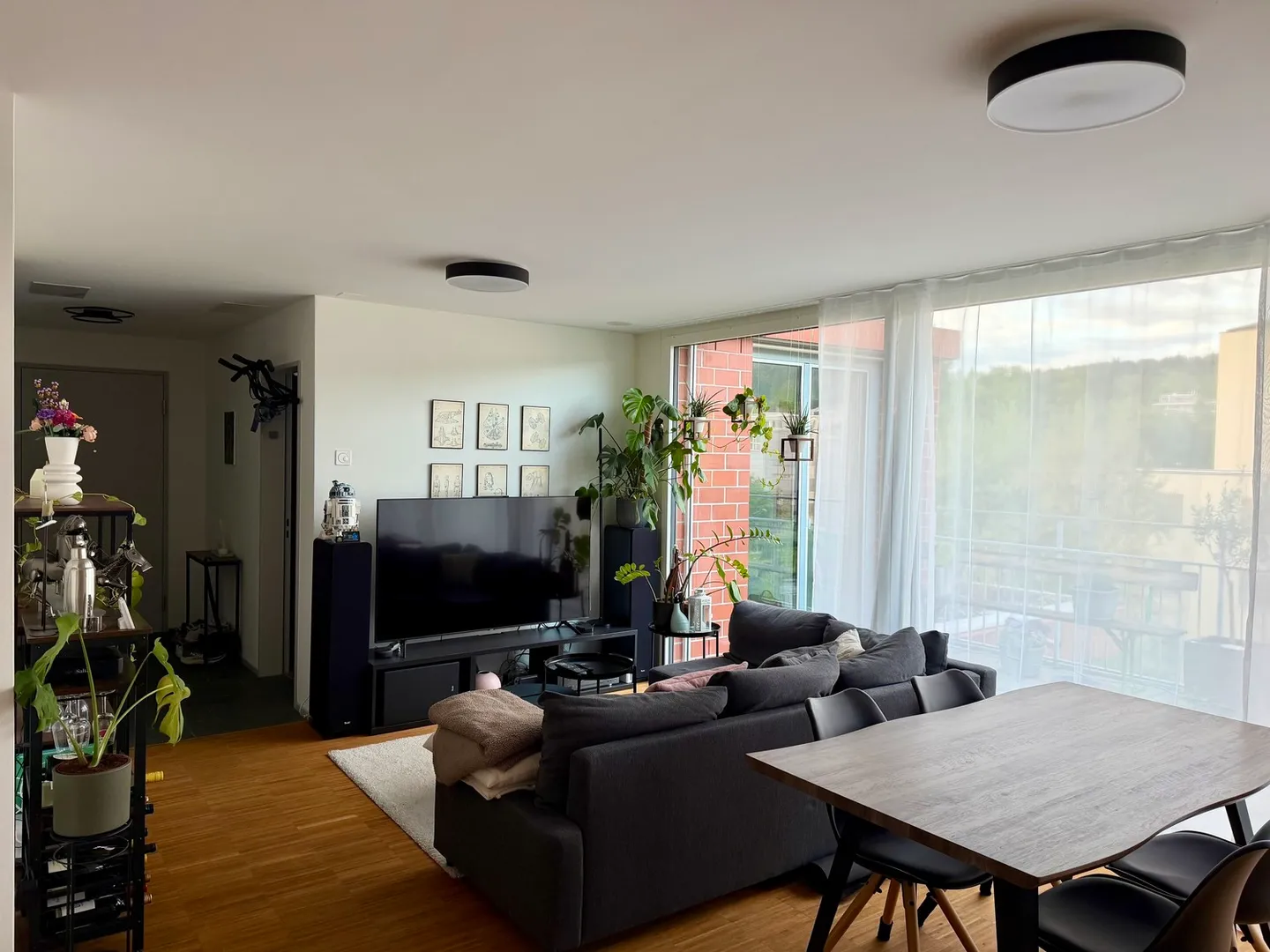 Gemütliche Wohnung mit Grossem Balkon - Foto 1 von 8