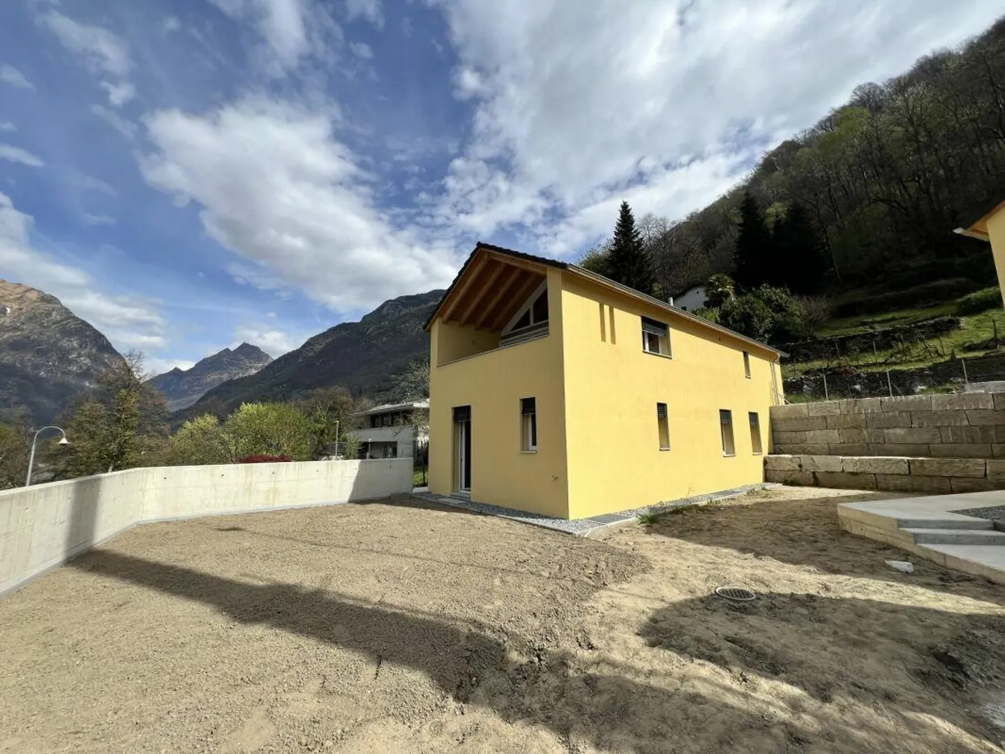 Two Houses - Vogorno (House A) - Photo 1 of 17