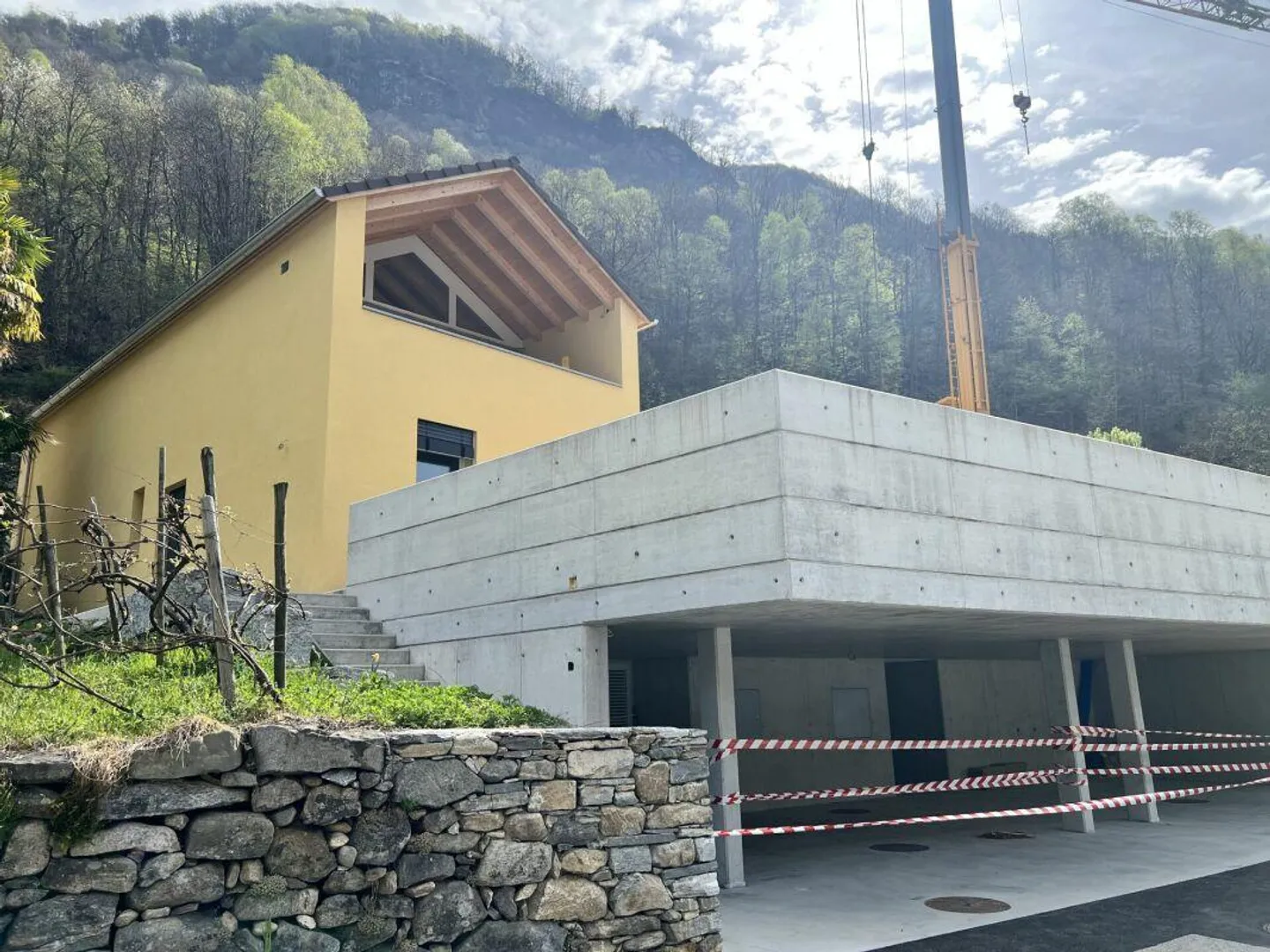 Two Houses - Vogorno (House A) - Photo 2 of 17