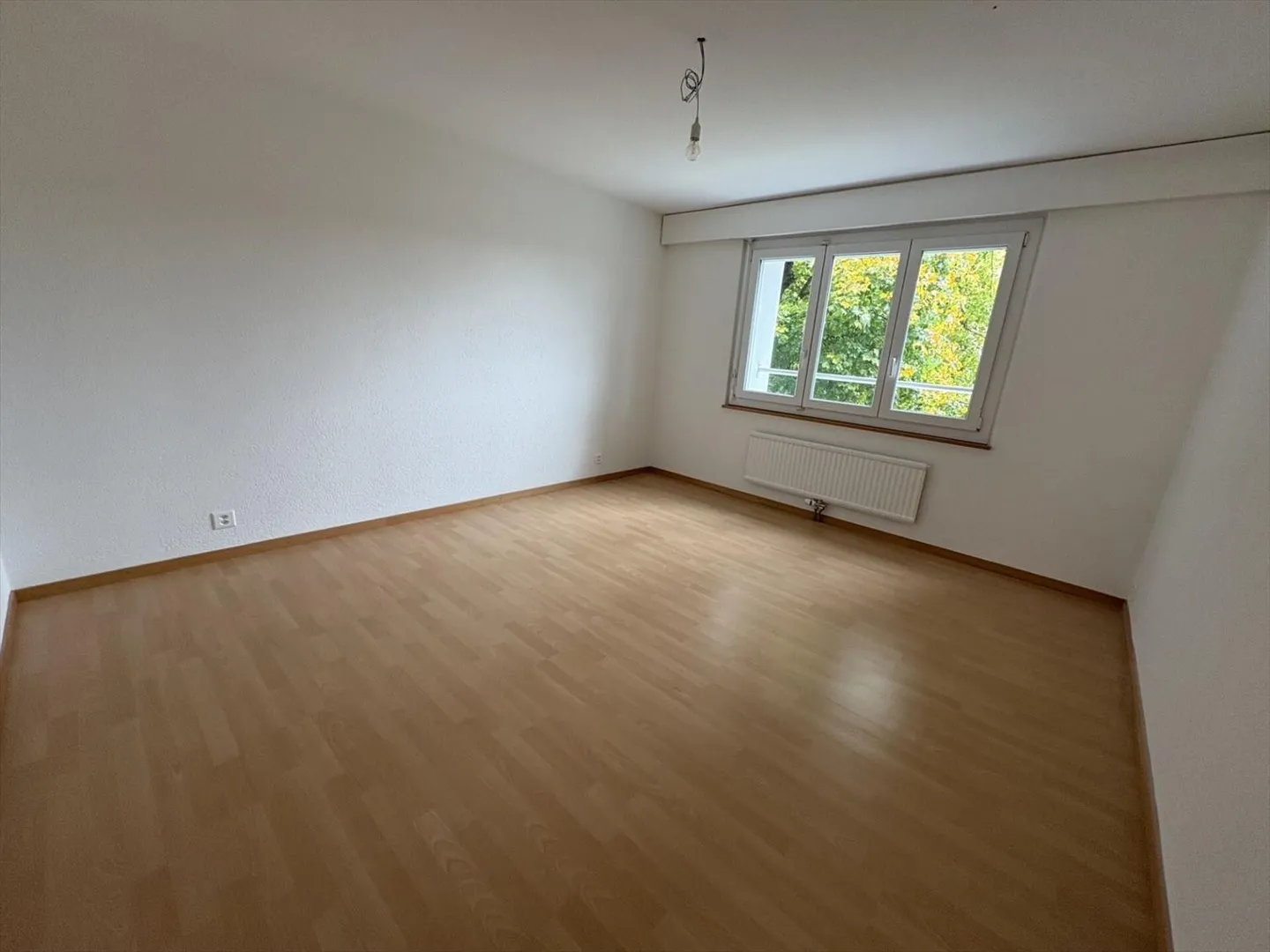 Appartement de 3.5 pièces au 3ème étage entièrement rénové - Photo 5 sur 8