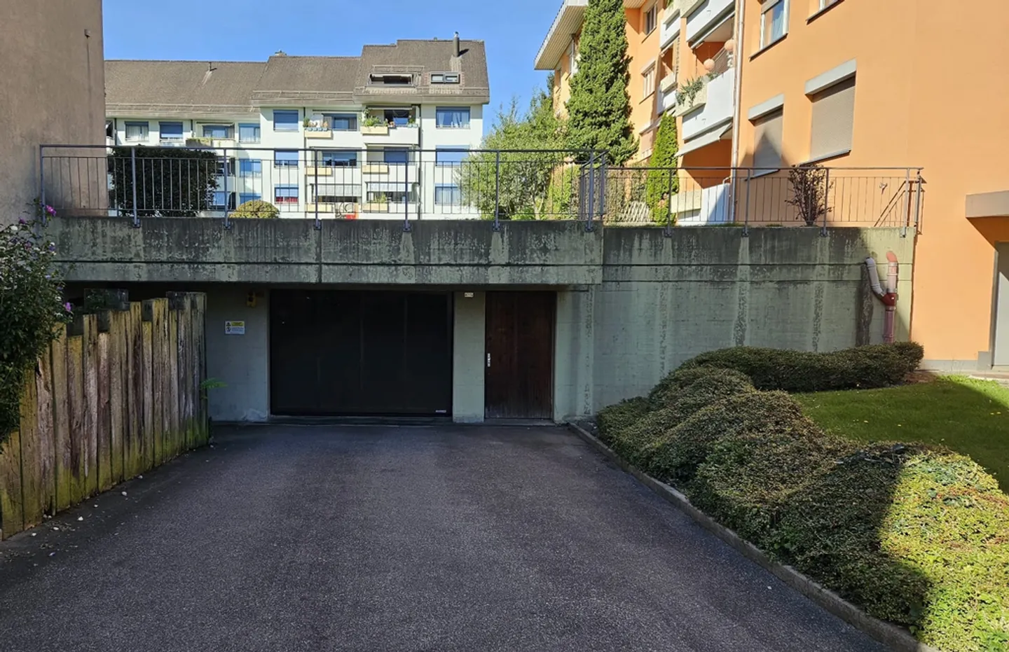 Parcheggio esterno in affitto - Foto 2 di 2