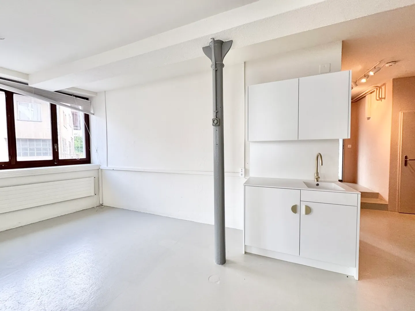 Immeuble mixte à louer - Photo 4 sur 10