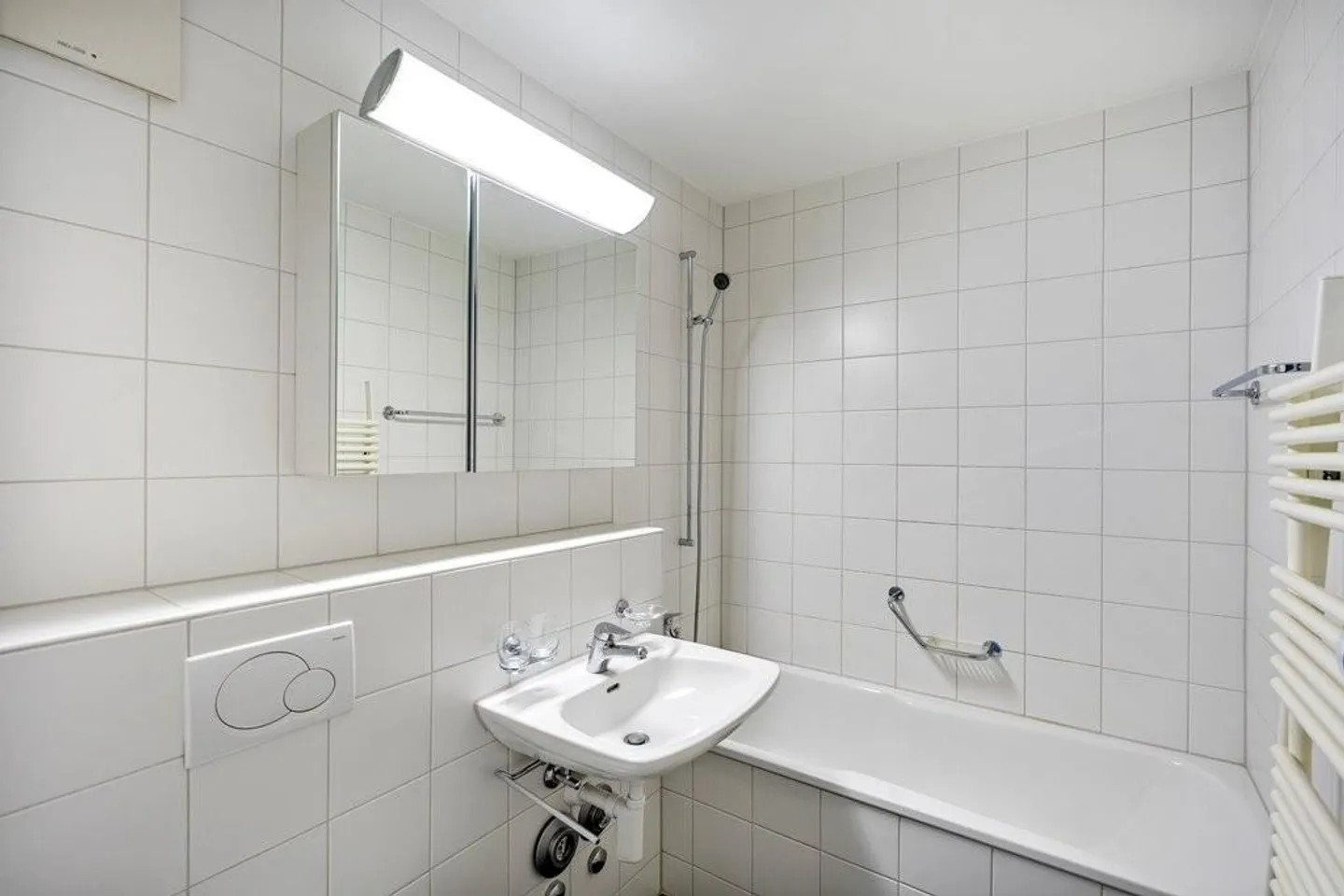 Jolie appartement près du centre-ville - Photo 10 sur 12