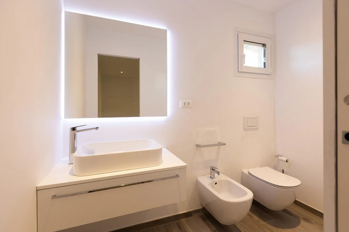 Villa Moderna con Piscina - Foto 5 di 8