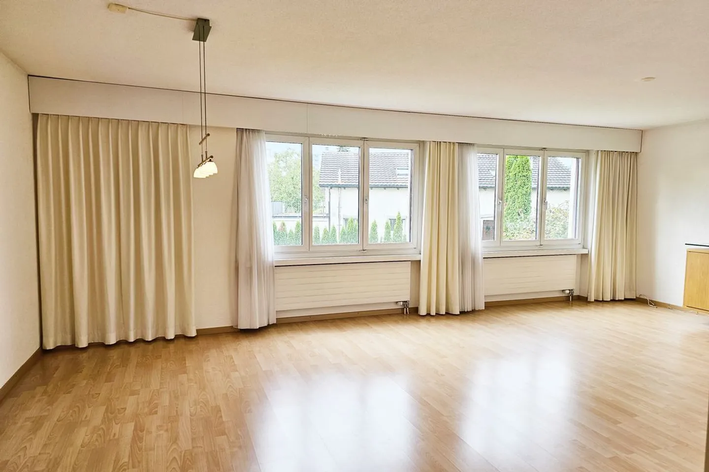 Gemütliche Wohnung mit Balkon - Foto 2 von 13