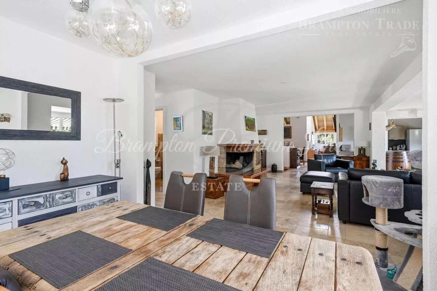 Villa unica di 429 mq ? St-Cergue, zona di Ginevra - Foto 2 di 13