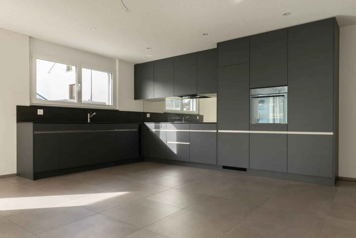 Appartamento 3.5 locali al piano terra - Foto 1 di 8