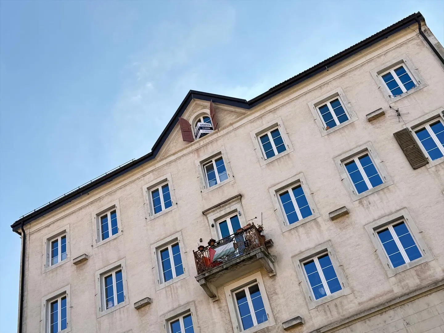 Appartamento 4 locali - Foto 1 di 8