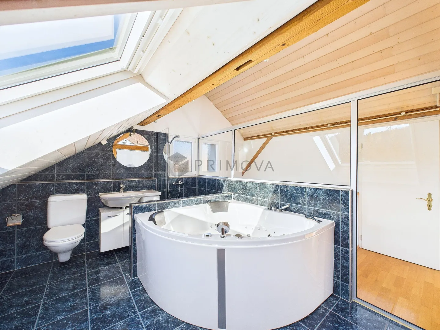 Aadorf a multi-family house with character, cash flow and opportunities. - Photo 12 of 17