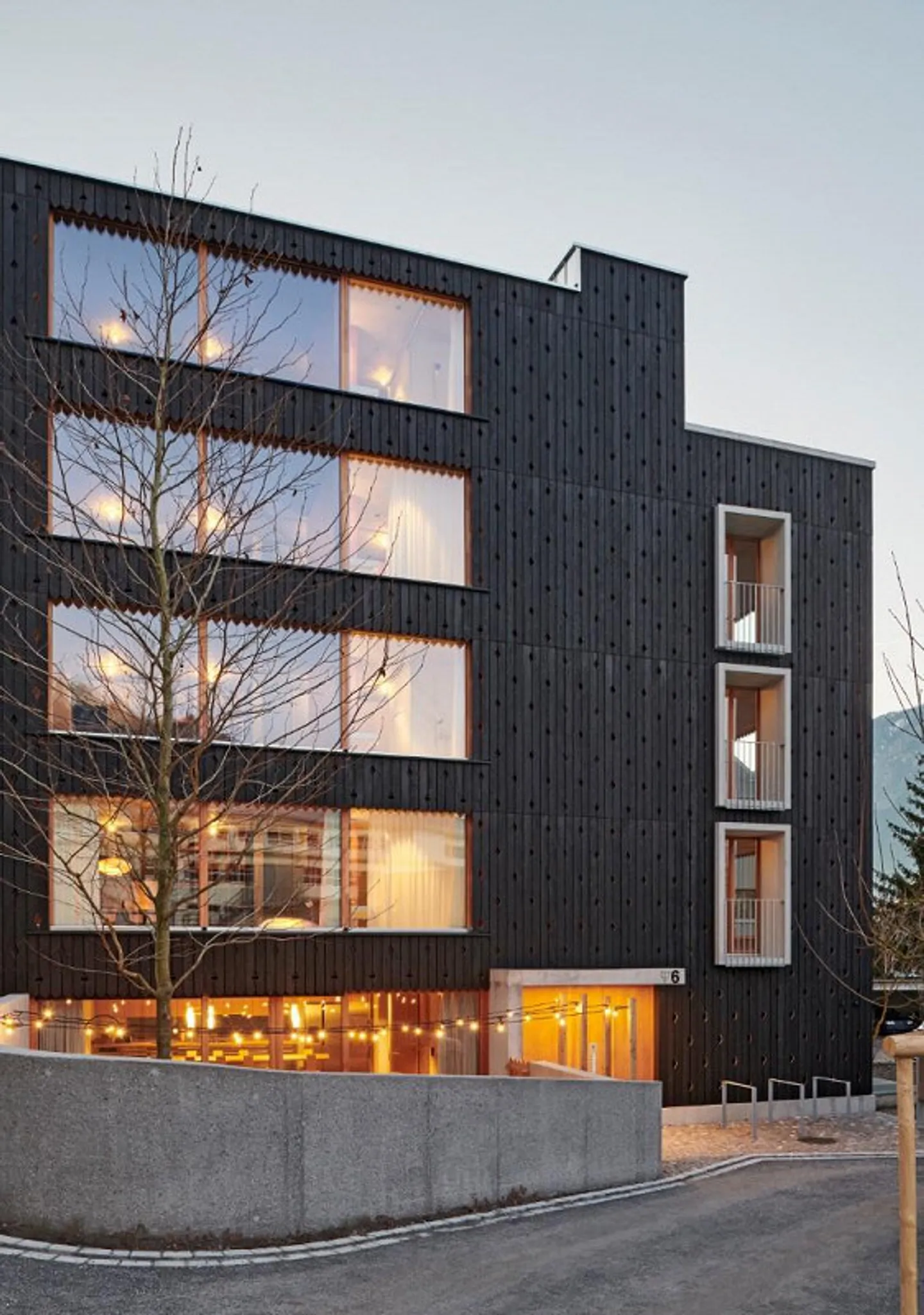 Charmante Einzimmerwohnung mit Villennutzung - Foto 2 von 8