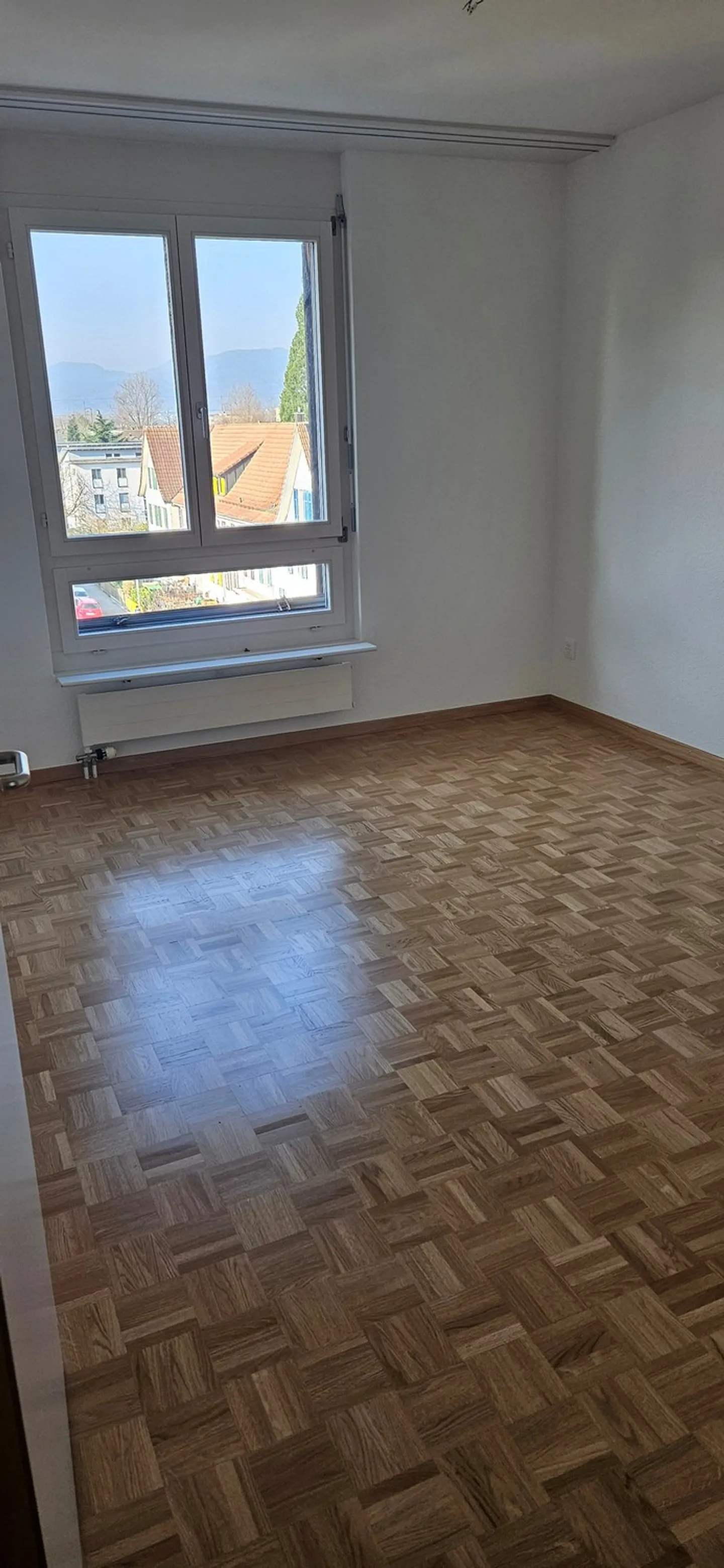 Bel appartement mansardé très bien situé - Photo 6 sur 13