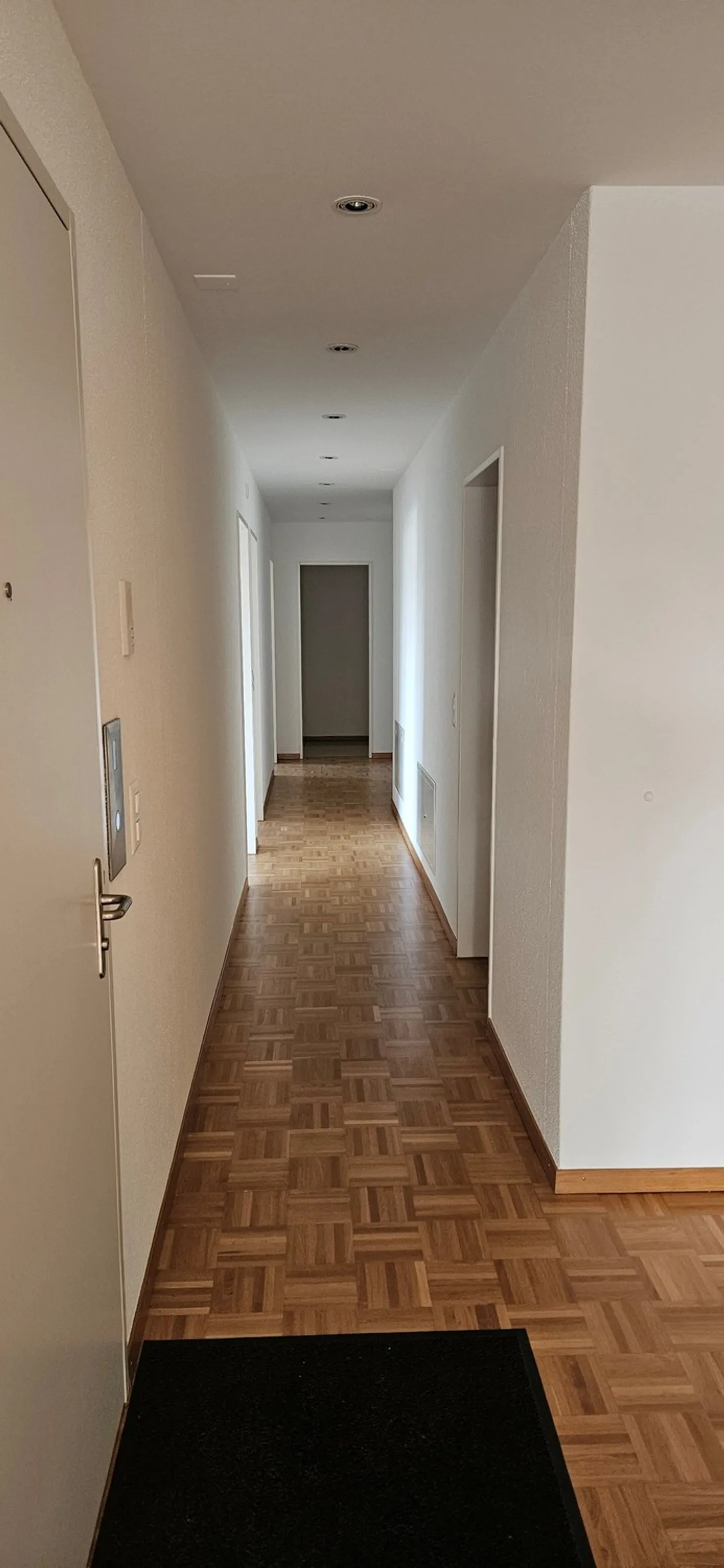 Bel appartement mansardé très bien situé - Photo 10 sur 13