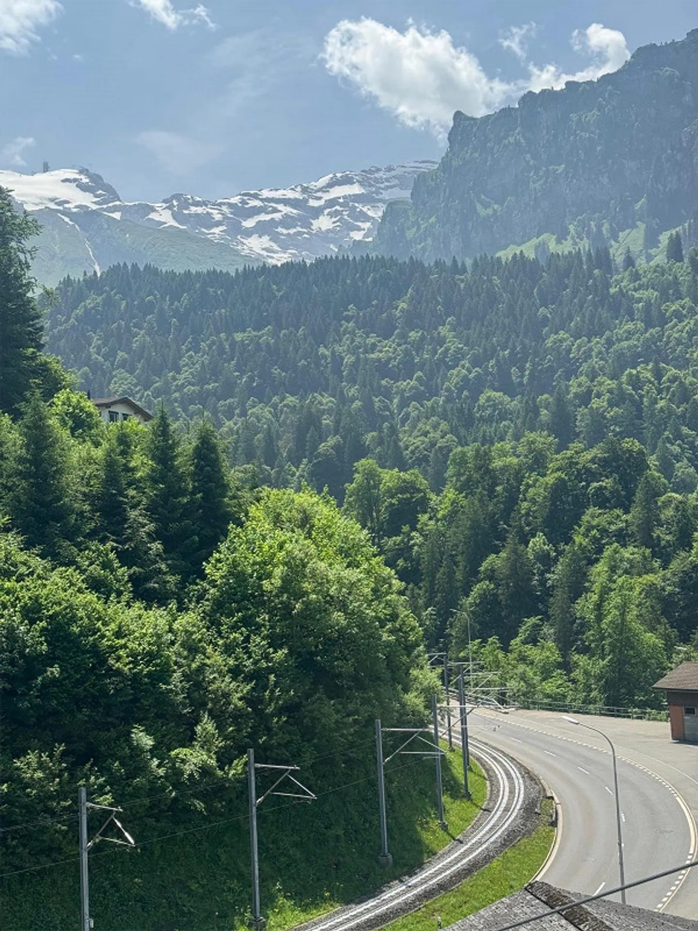 Engelberg : Terrain à bâtir exclusif sur une pente orientée au sud - Photo 3 sur 5