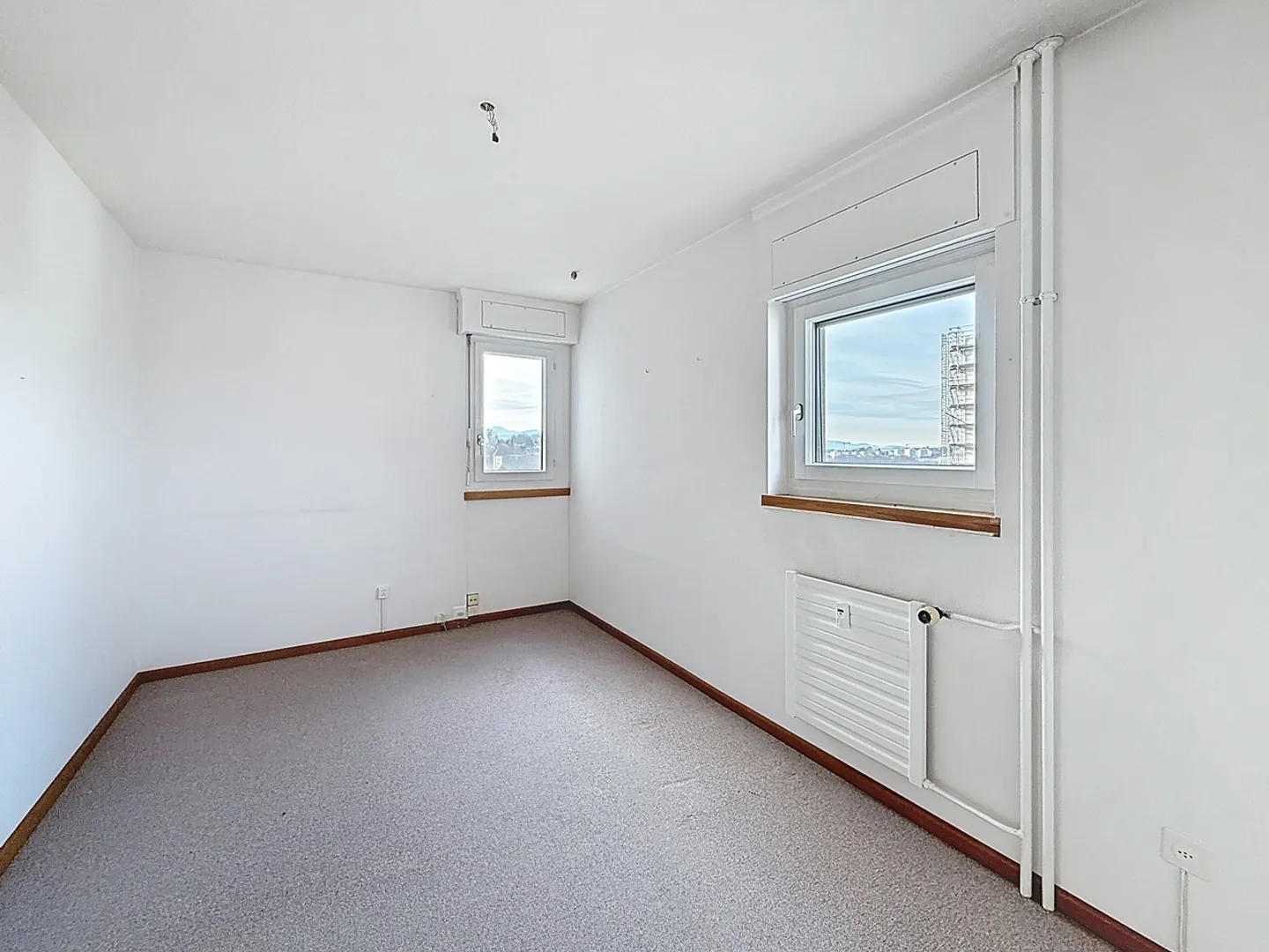 Charming Apartment with Alpine Views - Photo 8 of 11