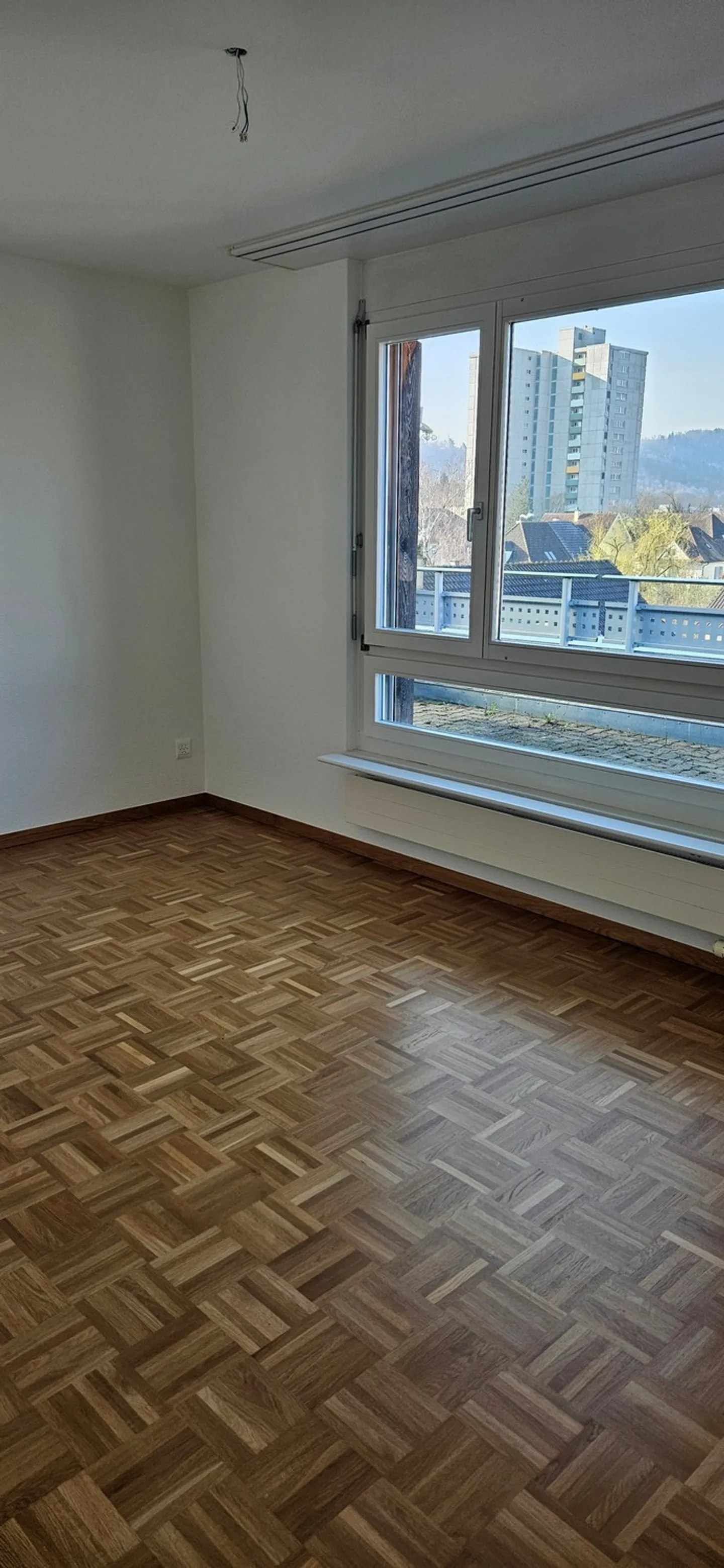 Bel appartement mansardé très bien situé - Photo 13 sur 13