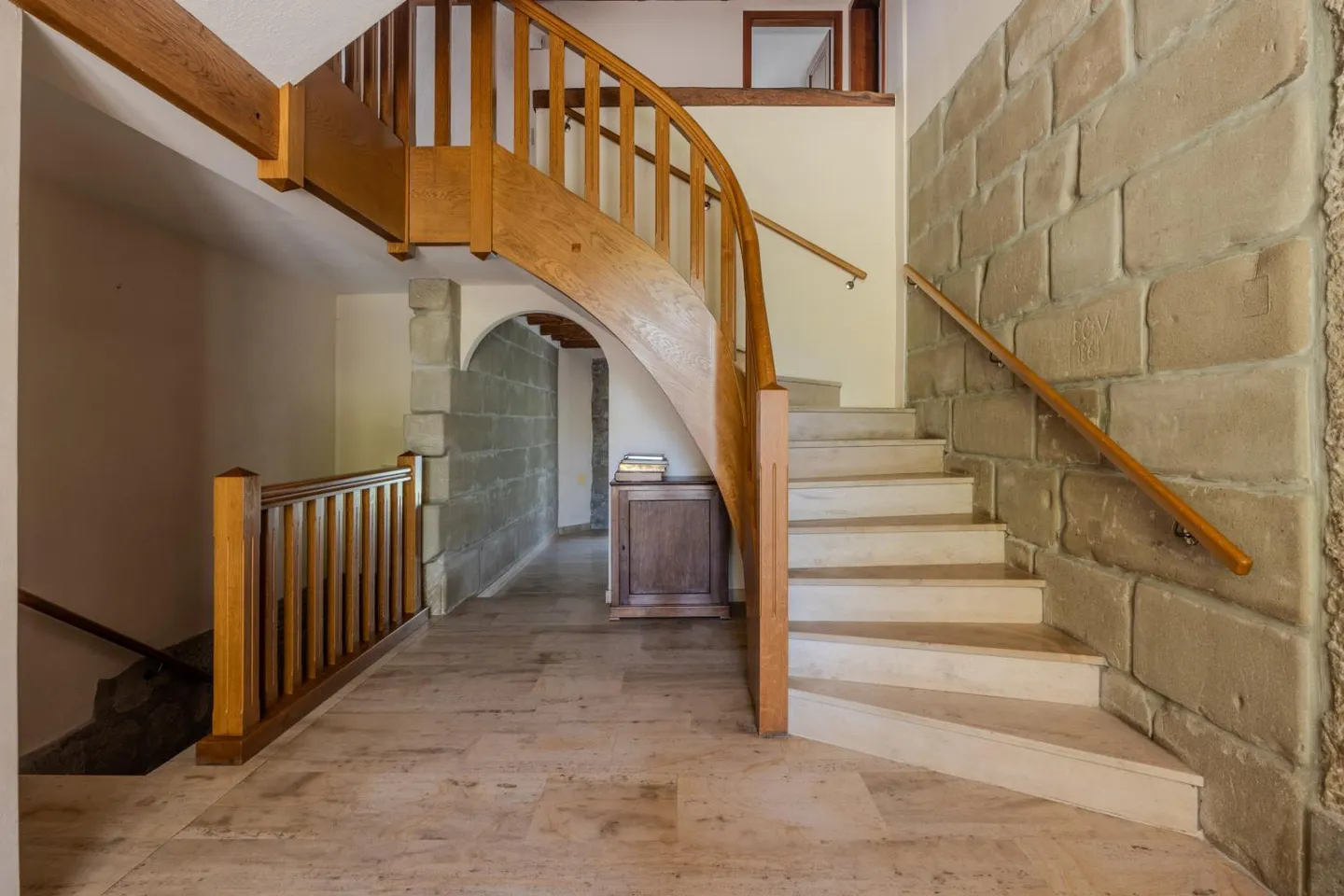 11,5-Zimmer-Haus - Foto 7 von 15